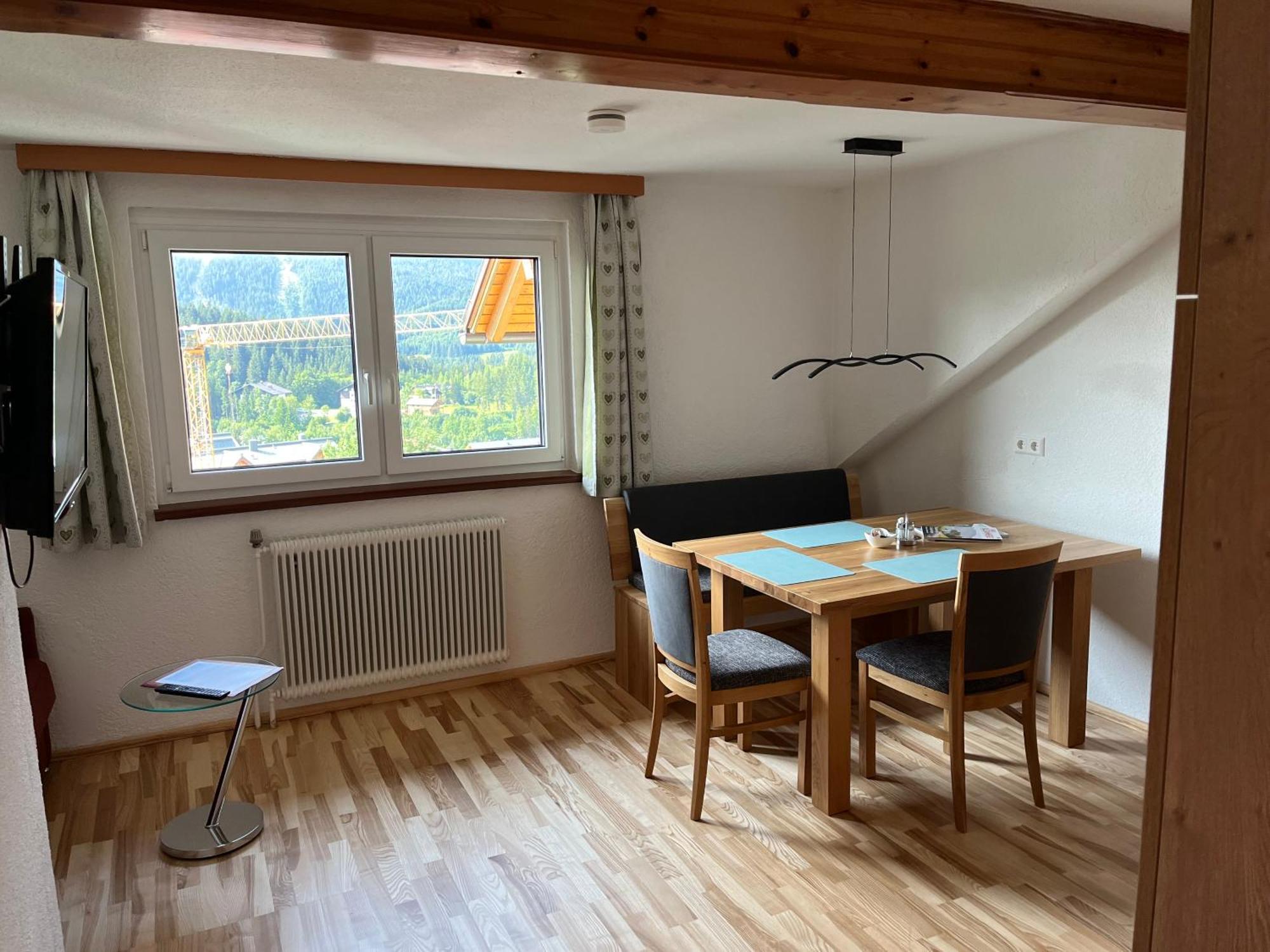 Appartements-Restaurant Schwaiger Tauplitz Exterior photo